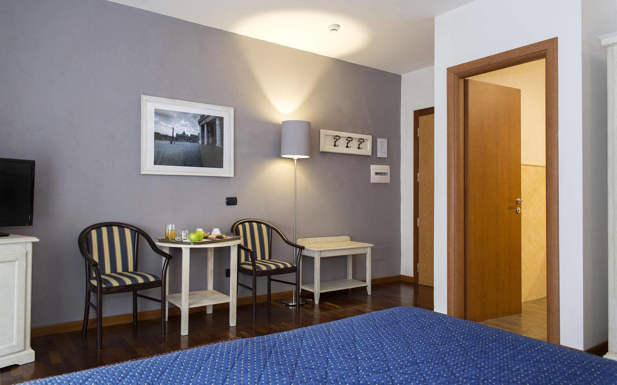Inn Rome Rooms & Suites Exteriér fotografie