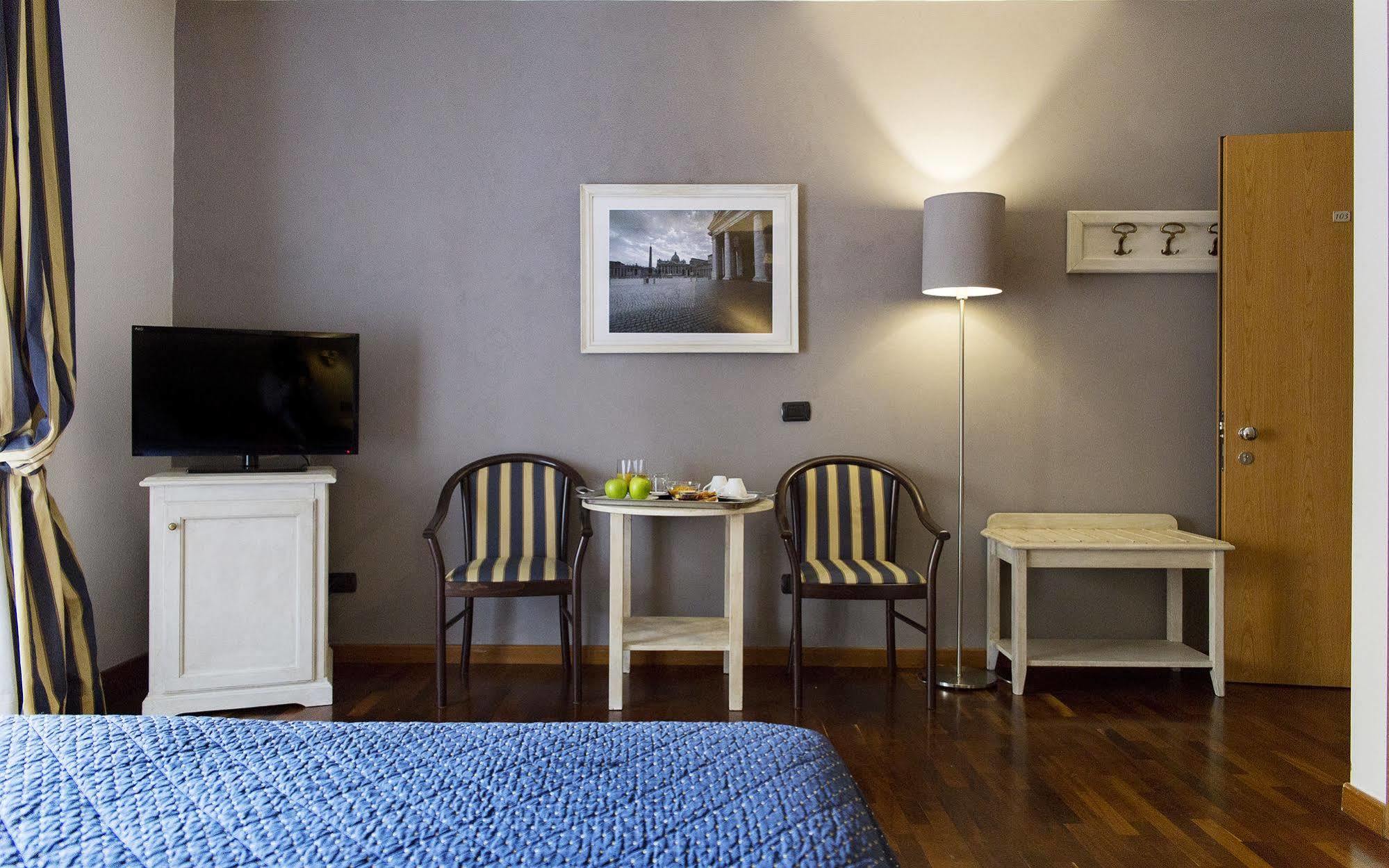 Inn Rome Rooms & Suites Exteriér fotografie