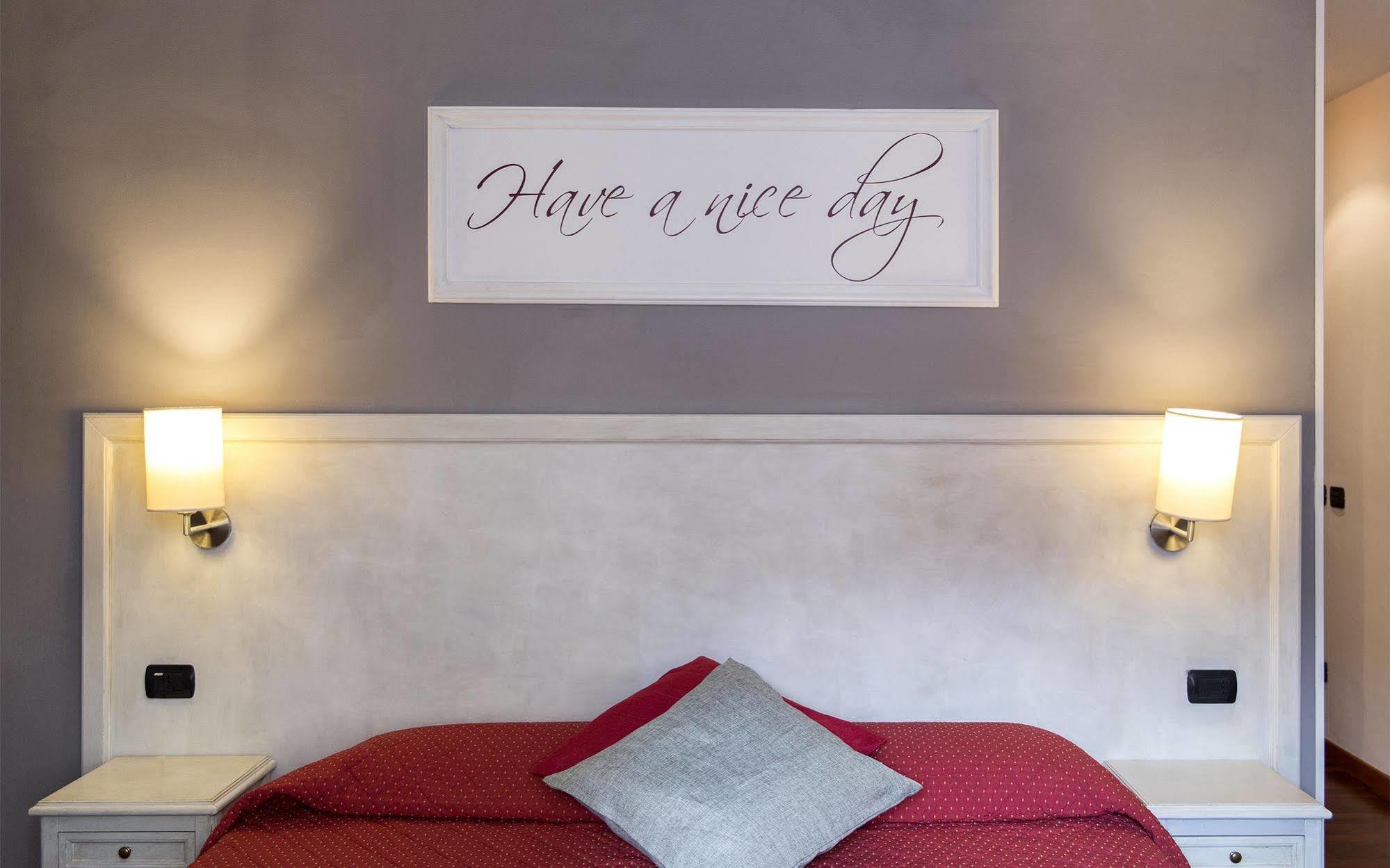 Inn Rome Rooms & Suites Exteriér fotografie