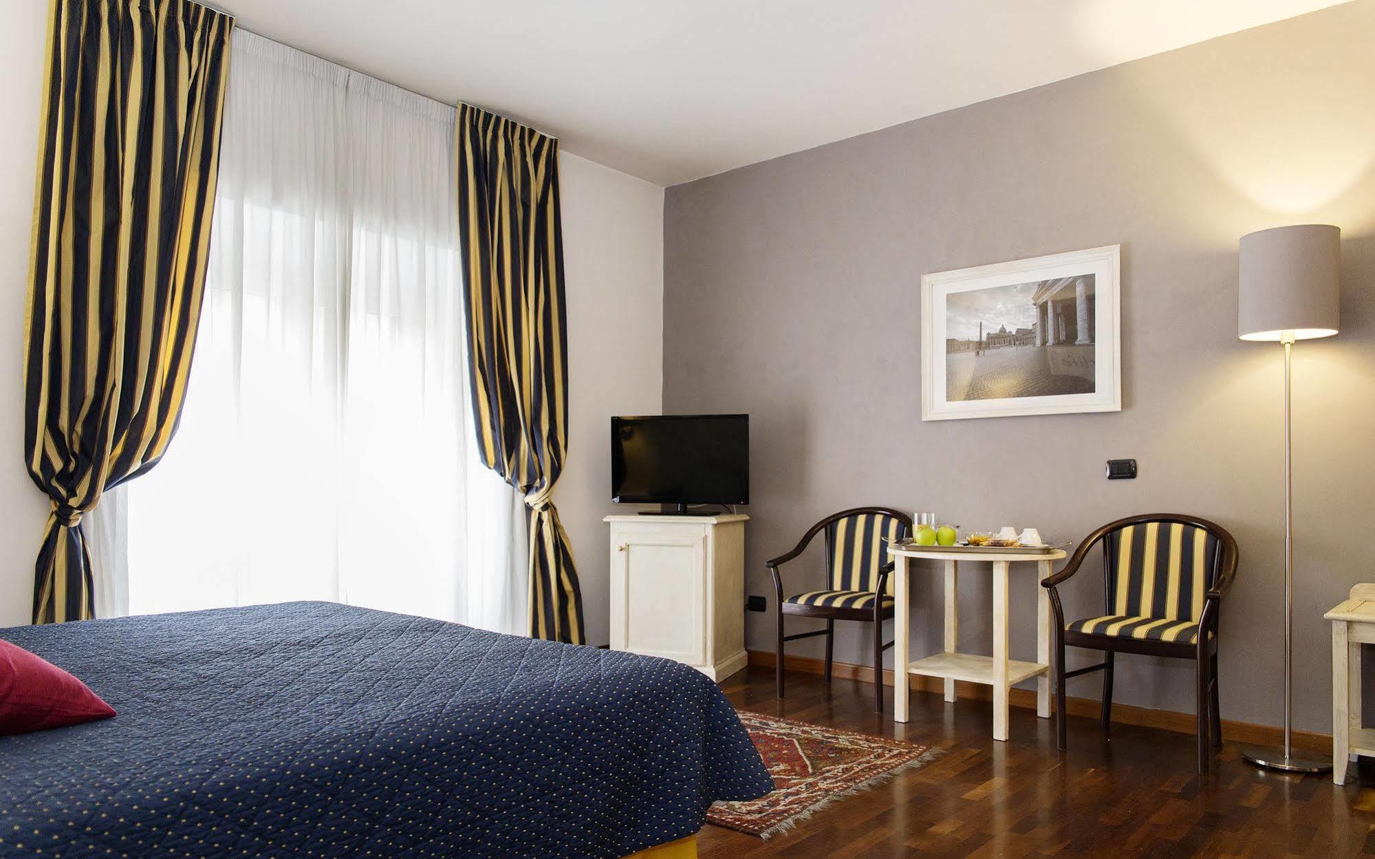 Inn Rome Rooms & Suites Exteriér fotografie