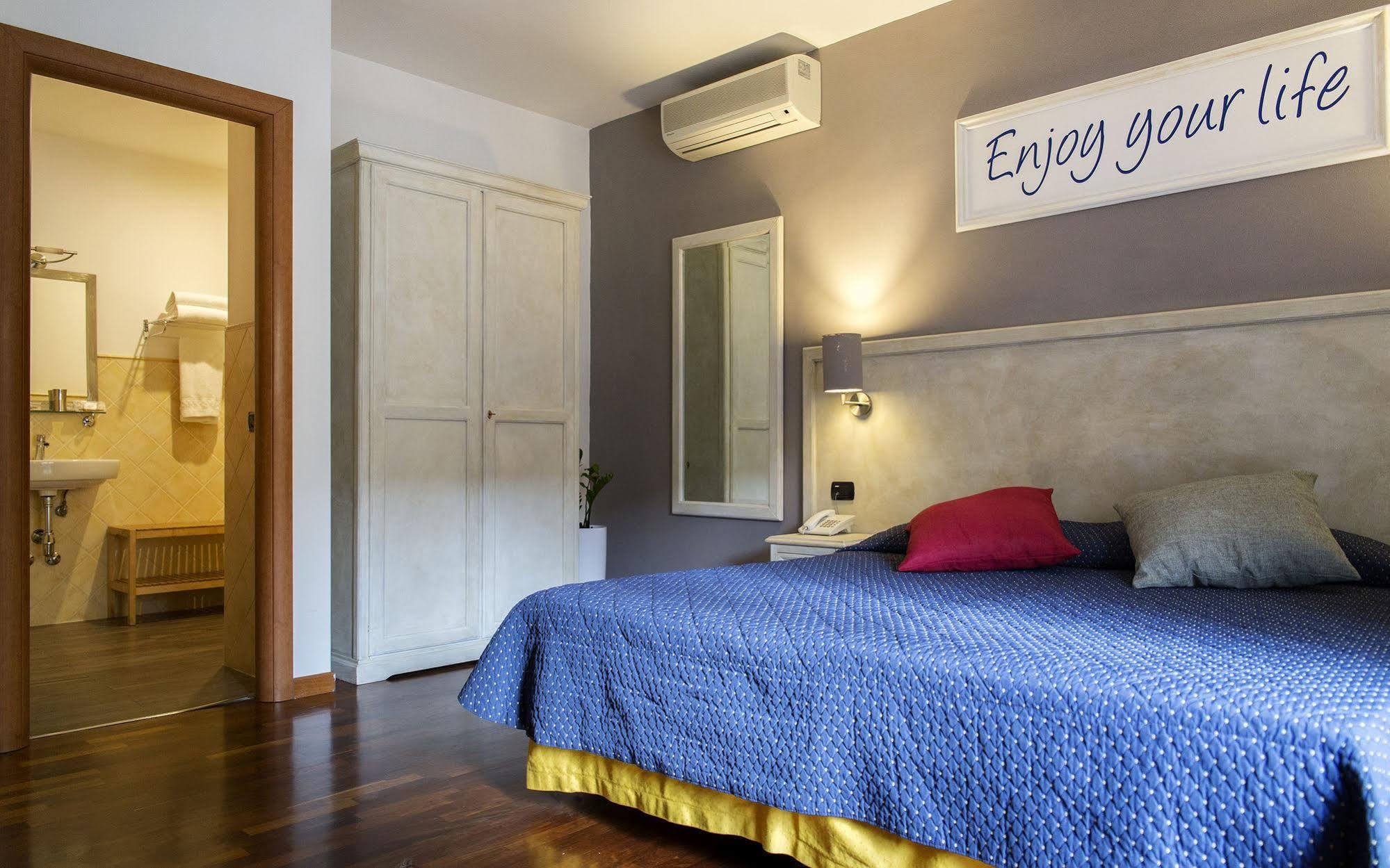 Inn Rome Rooms & Suites Exteriér fotografie